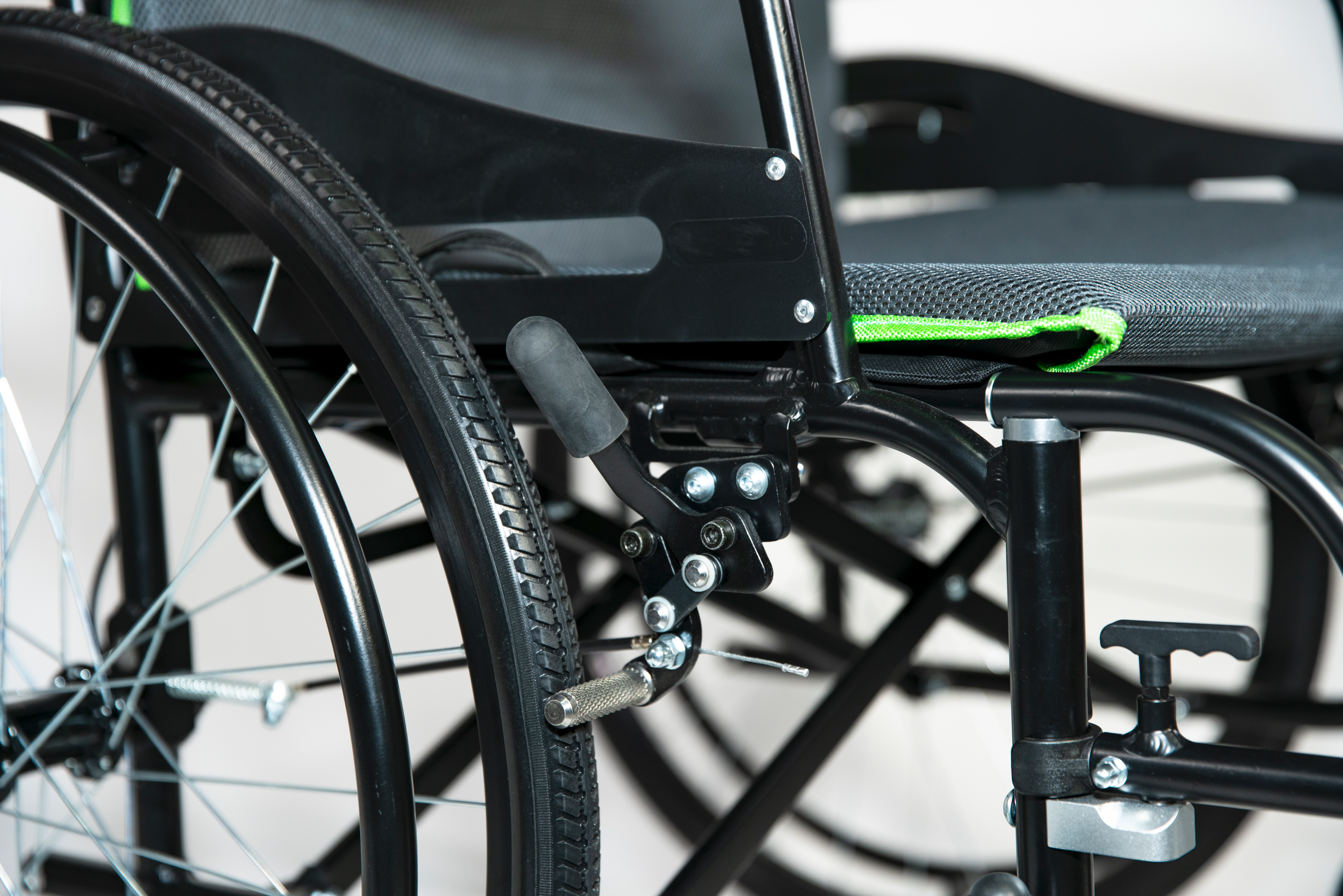 Feather 15lb Wheelchair XL